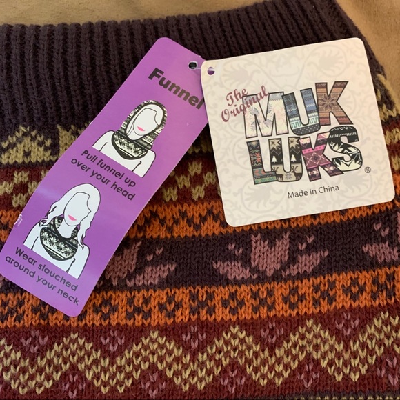 **NWT** Funnel Scarf by Muk Luks - Picture 4 of 6